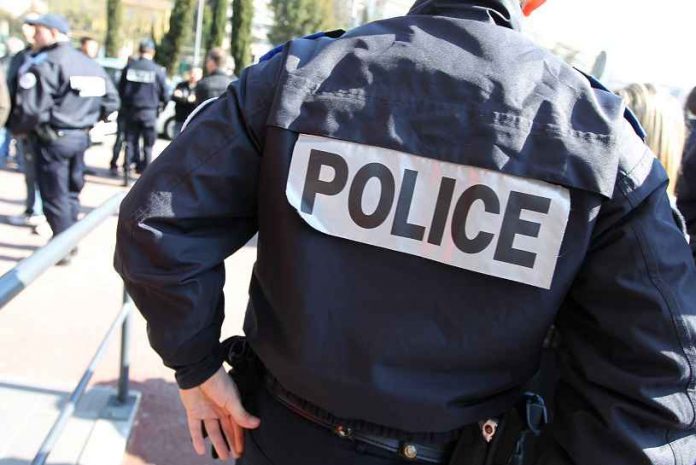 Rêver de la police