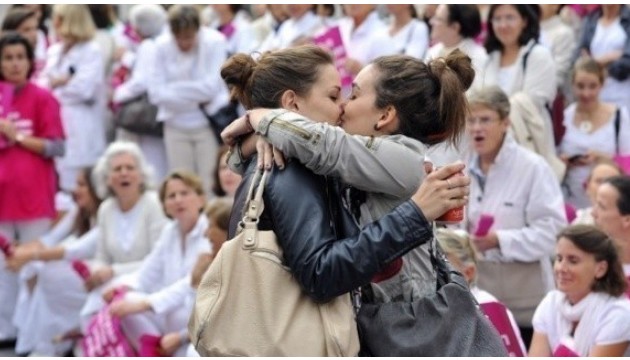 Rêver de lesbienne